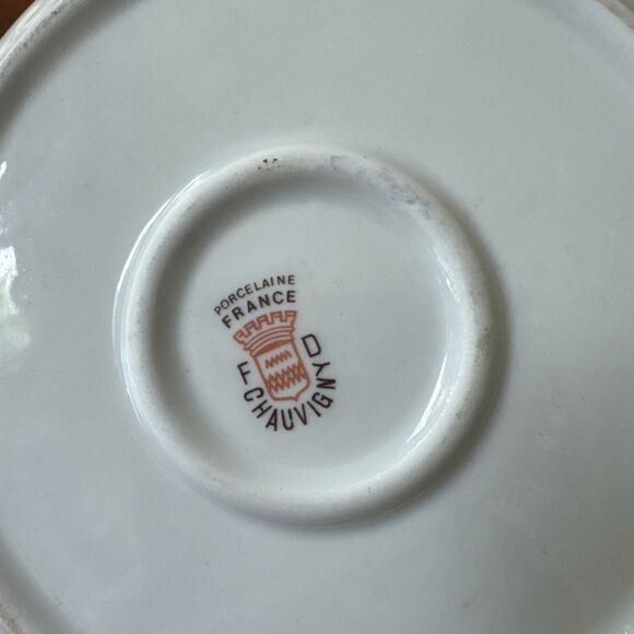 Vintage FD Chauvigny Child’s Porcelain Warming Dish WITH Stopper - Picture 3 of 11